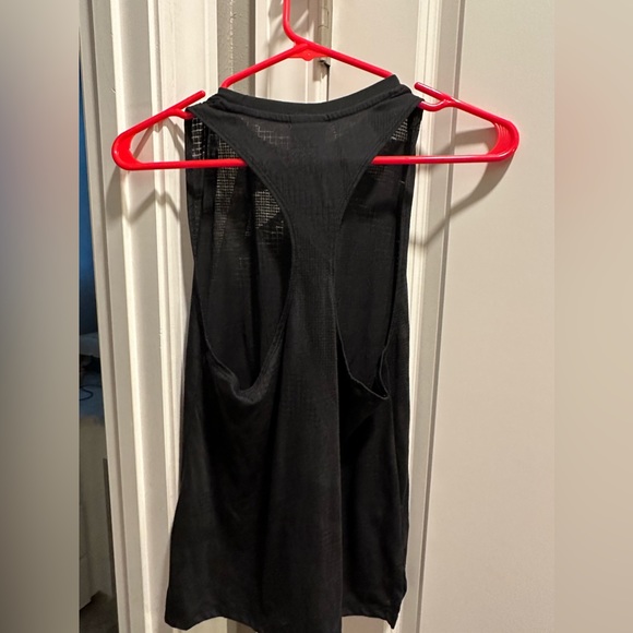 Tank - Picture 2 of 2